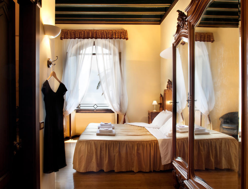 Hotel Villa Giulia Gargnano Bilik gambar
