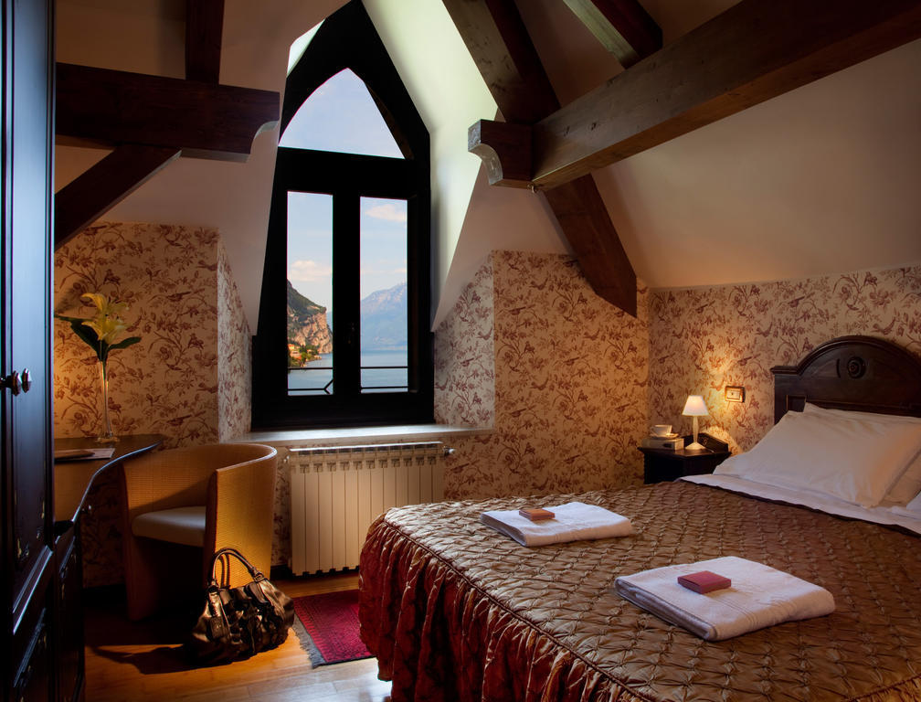 Hotel Villa Giulia Gargnano Bilik gambar