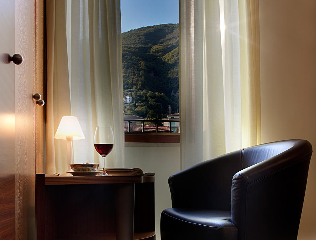 Hotel Villa Giulia Gargnano Luaran gambar